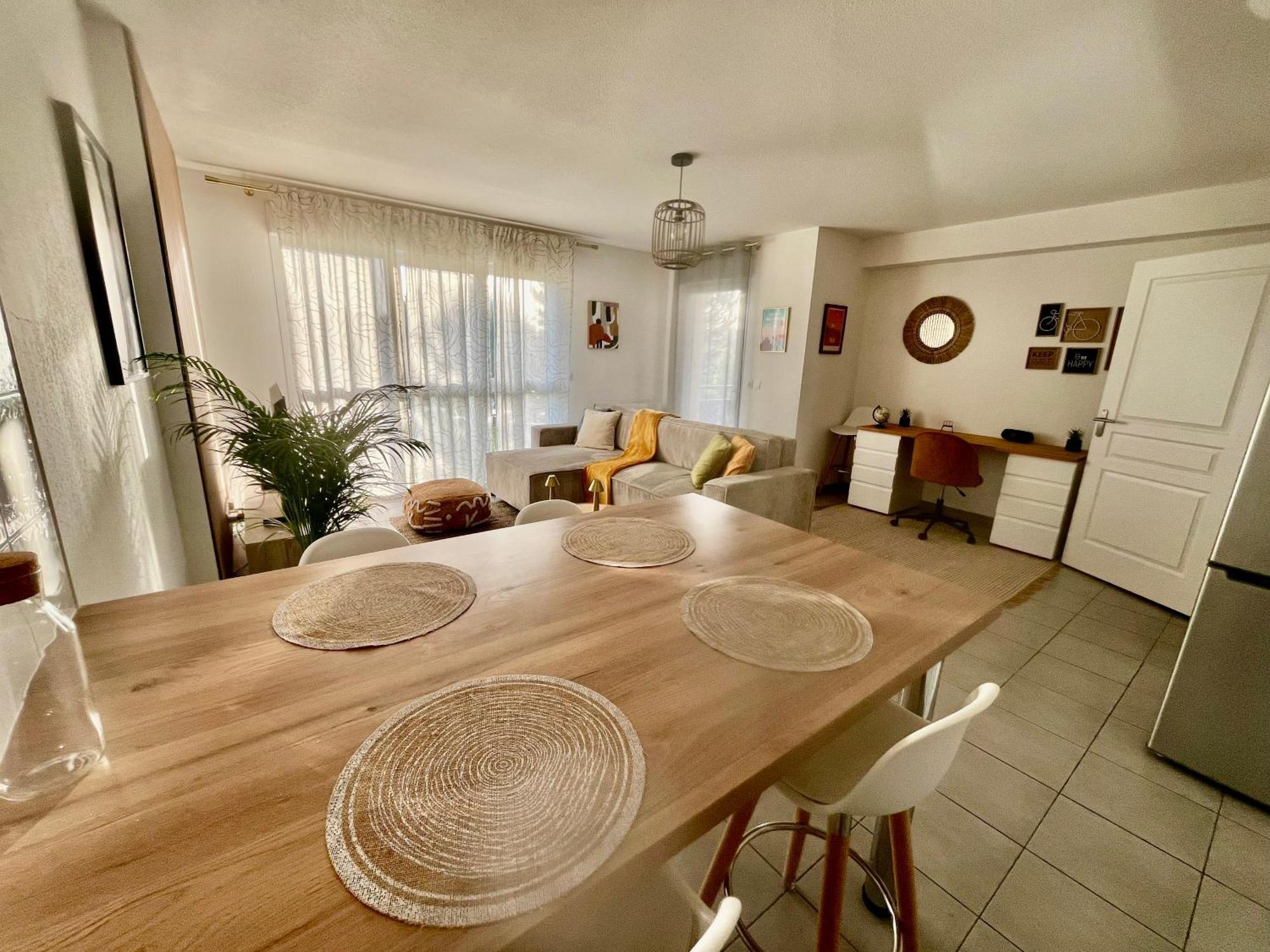 Appart Cosy 6 Personnes Флуарак Экстерьер фото